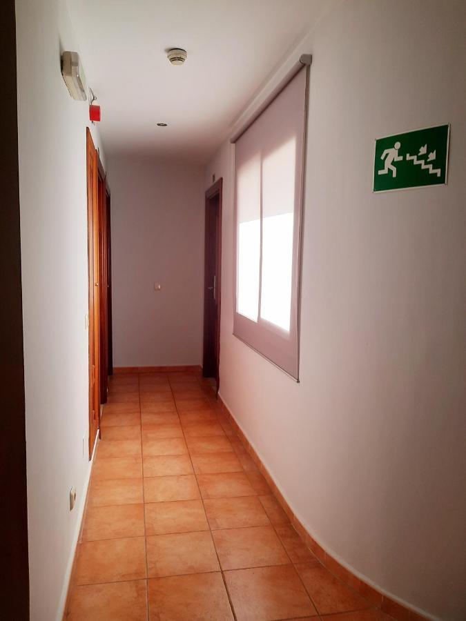 Hostal La Colonia Μαρμπέλλα Εξωτερικό φωτογραφία